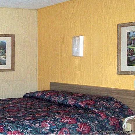 Charles Wesley Motor Lodge Downtown Broken Bow- Hochatown Rum bild