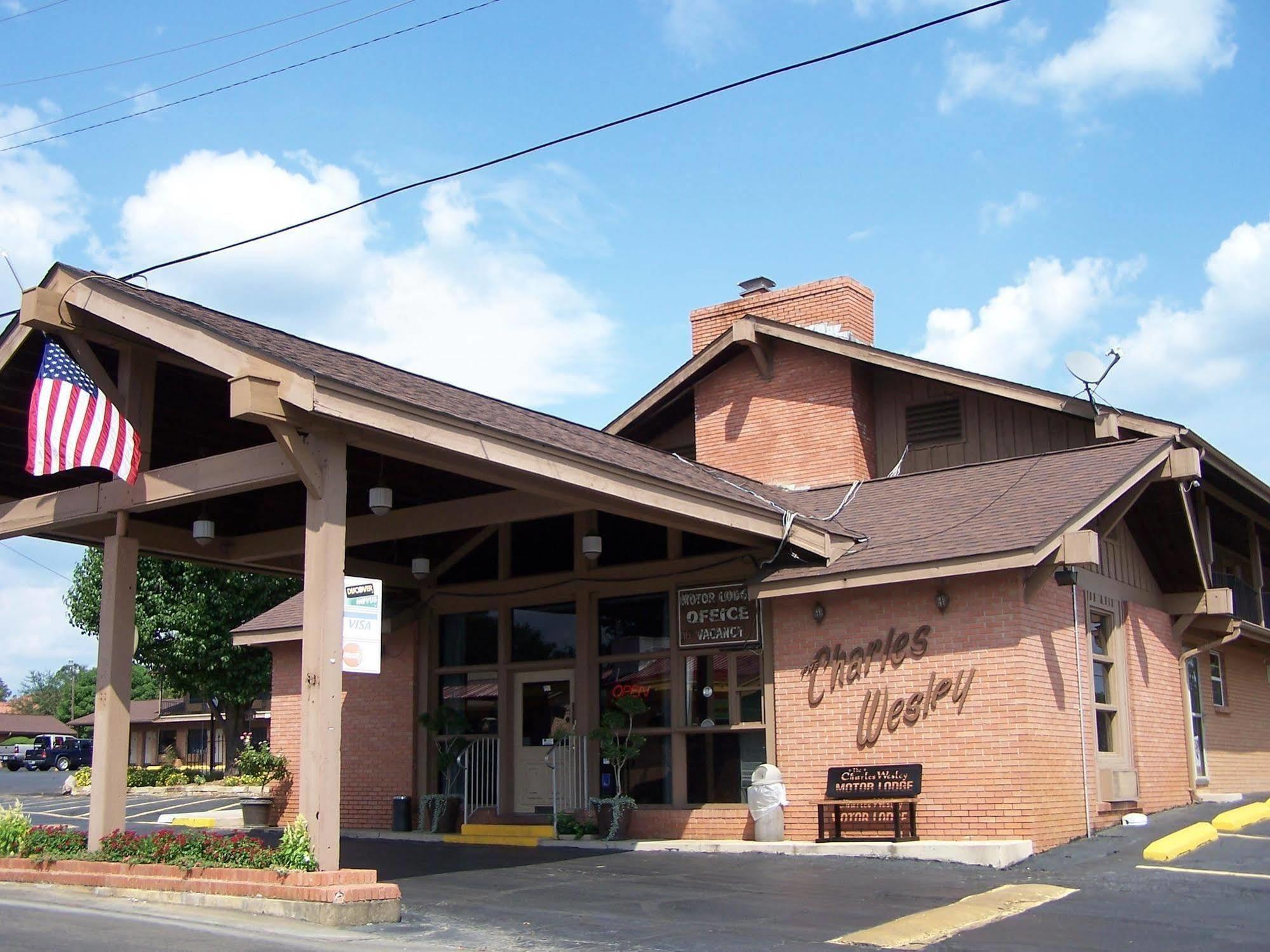 Charles Wesley Motor Lodge Downtown Broken Bow- Hochatown Exteriör bild